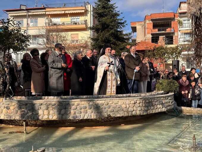 Με λαμπρότητα ο εορτασμός των Θεοφανίων στη Νάουσα   